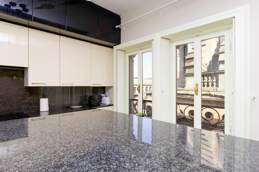 Duomo Big House130Mq Vista Tempio Διαμέρισμα Μιλάνο Εξωτερικό φωτογραφία